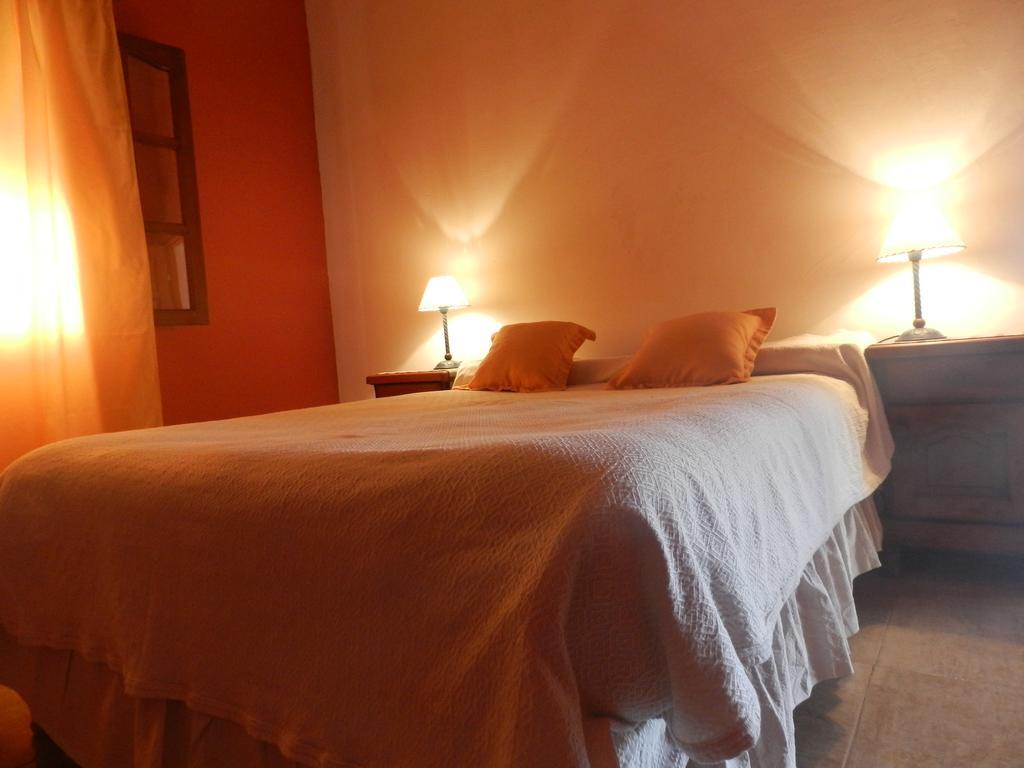 Los Colorados Hostal Angastaco Екстер'єр фото