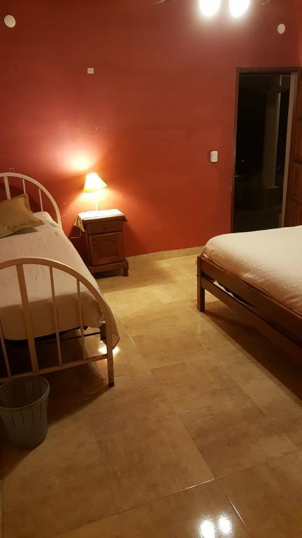Los Colorados Hostal Angastaco Екстер'єр фото